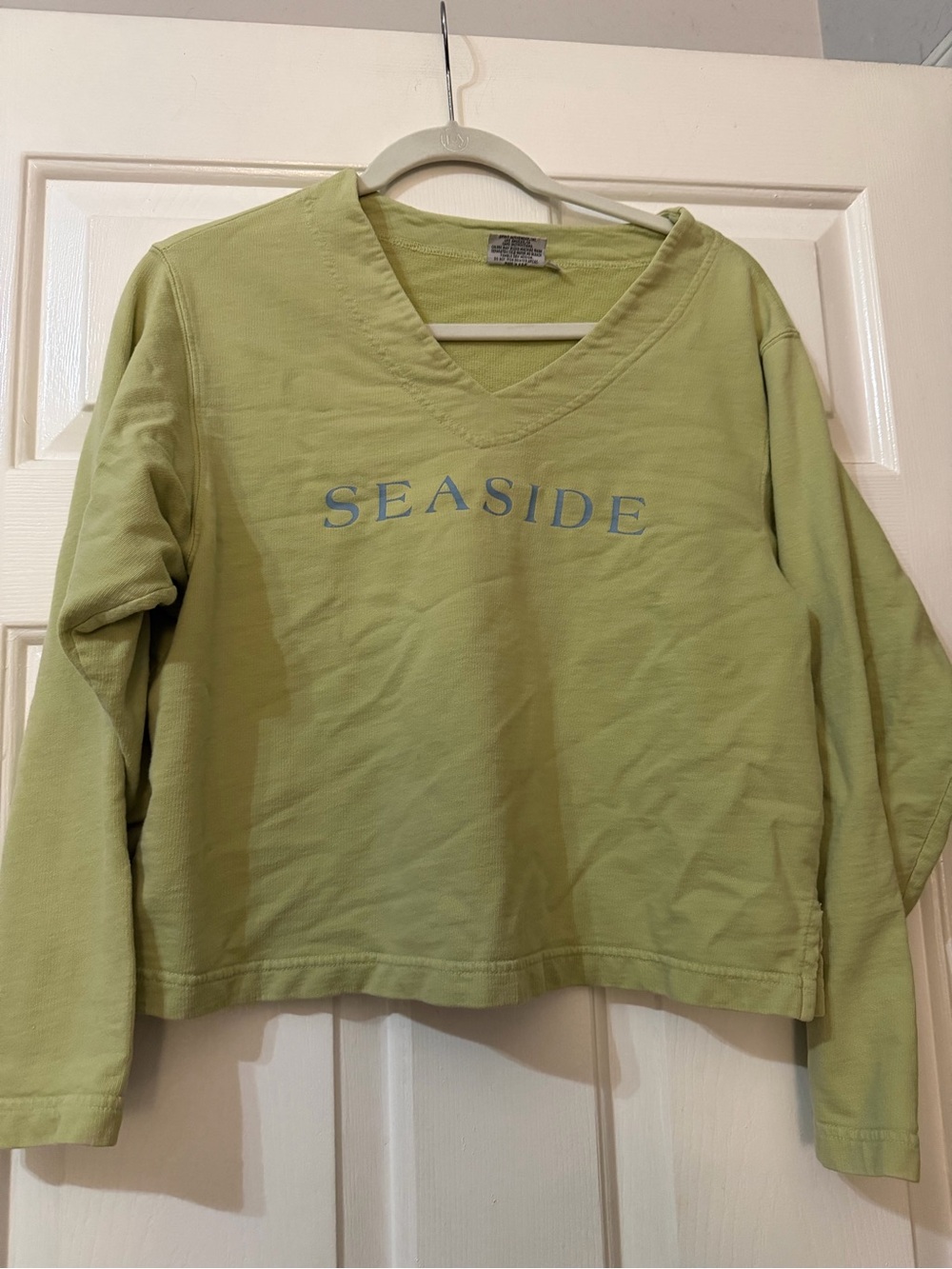 Seaside 30A V-Neck Lightweight Green Sweatshirt